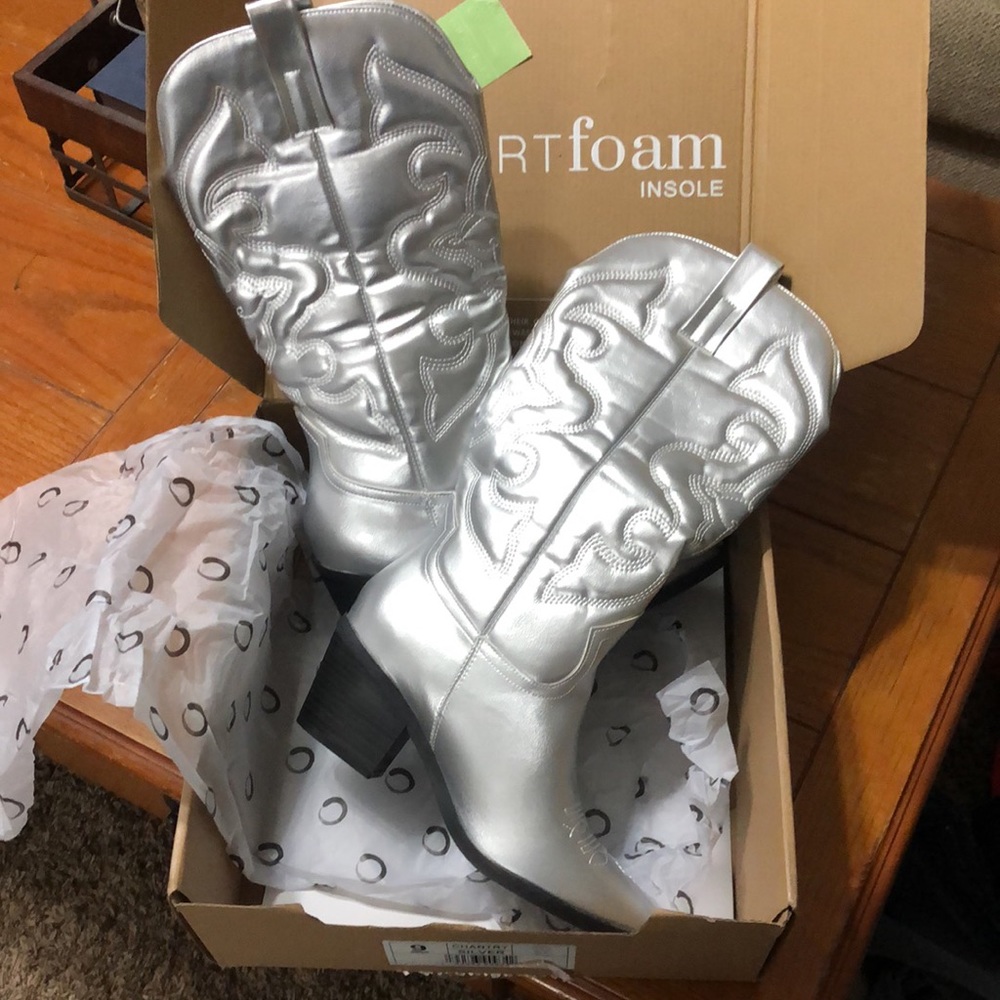 BRAND NEW SILVER BOOTS!